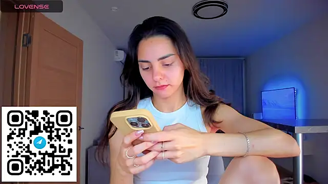 EmiliaZen online show from 11.24.25