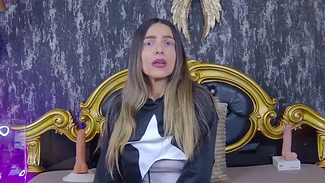 Snapshot of PlayfulShow chatting on 02.17.25 PlayfulShow online show from 02.17.25