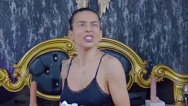 Snapshot of PlayfulShow chatting on 02.19.25 PlayfulShow online show from 02.19.25