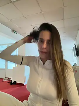 Snapshot of PlayfulShow chatting on 02.23.25 PlayfulShow online show from 02.23.25