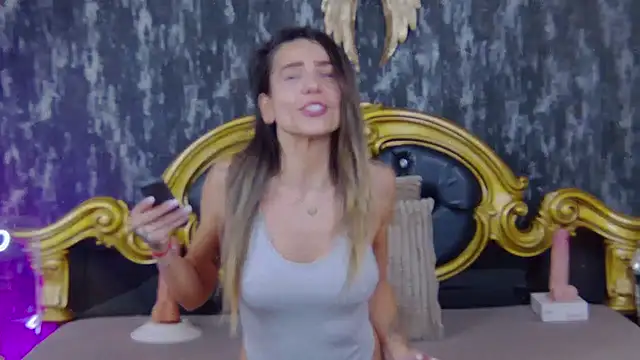 Snapshot of PlayfulShow chatting on 03.06.25 PlayfulShow online show from 03.06.25