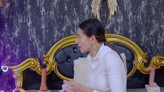 Snapshot of PlayfulShow chatting on 03.10.25 PlayfulShow online show from 03.10.25