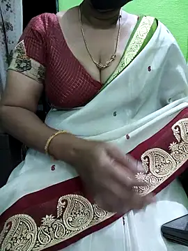 niiveditha online show from 10.08.25