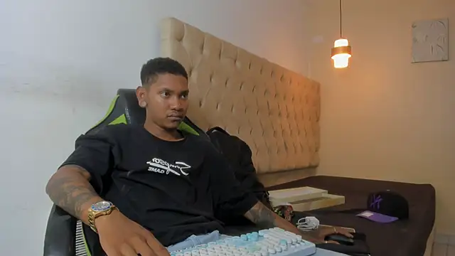 Snapshot of blackdirty420 chatting on 11.07.25 blackdirty420 online show from 11.07.25