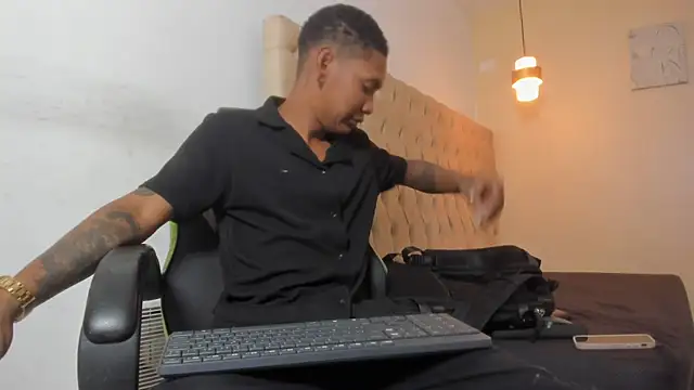 Snapshot of blackdirty420 chatting on 11.08.25 blackdirty420 online show from 11.08.25