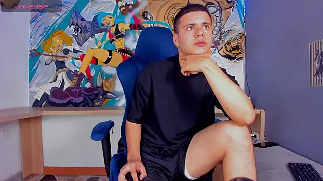 Sebastian Phoenix online show from 03.06.25