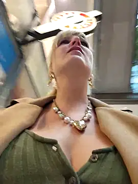 Sexybiene969 online show from 09.27.25