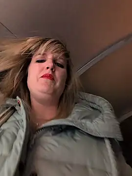 Sexybiene969 online show from 11.22.25