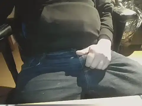 Snapshot of fifu2 chatting on 02.05.25 fifu2 online show from 02.05.25