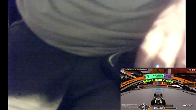 Snapshot of fifu2 chatting on 03.19.25 fifu2 online show from 03.19.25