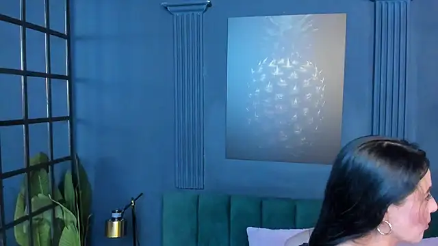 Snapshot of scarlet_edwars chatting on 10.17.25 scarlet edwars online show from 10.17.25