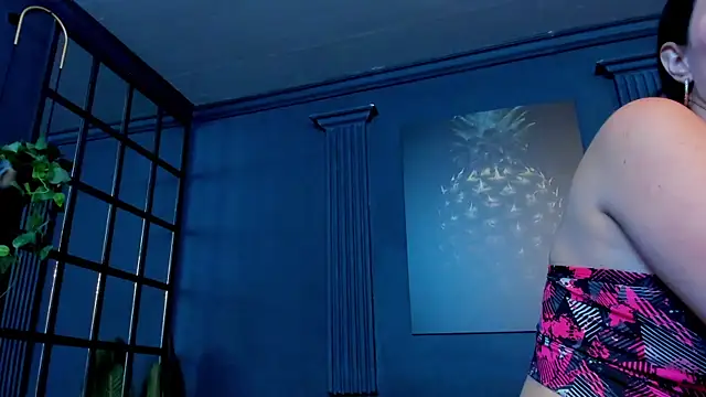 Snapshot of scarlet_edwars chatting on 10.19.25 scarlet edwars online show from 10.19.25