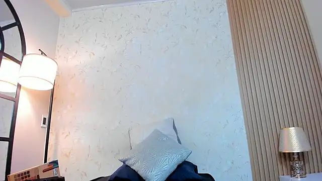 scarlet edwars online show from 01.17.26