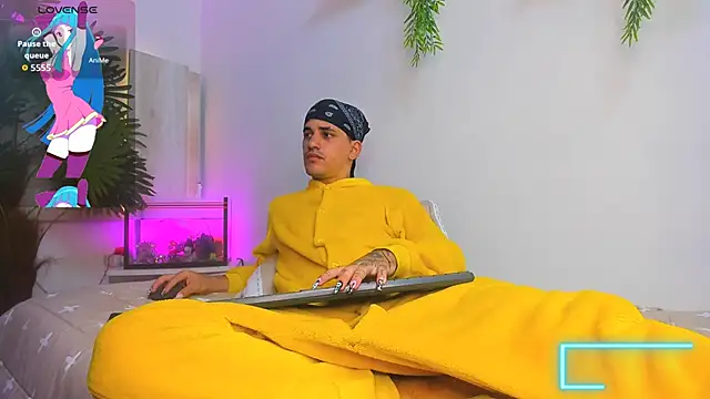 Dirty Kingg online show from 10.13.25