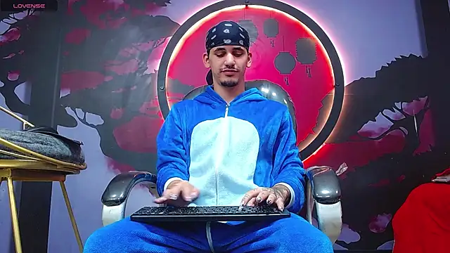 Dirty Kingg online show from 11.07.25