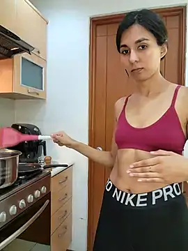 Snapshot of Alicee10 chatting on 11.12.25 Alicee10 online show from 11.12.25