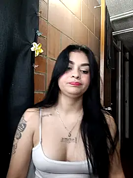 Snapshot of soy_valu chatting on 09.28.25 soy valu online show from 09.28.25