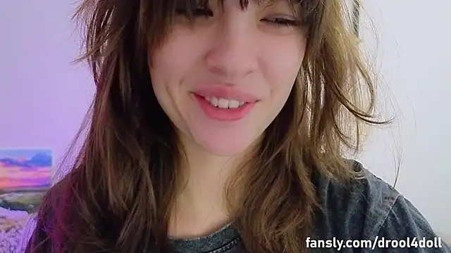 Snapshot of DemiDee chatting on 05.27.26 DemiDee online show from 05.27.26
