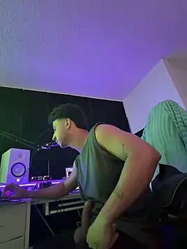 jesussaguilar online show from 04.19.26