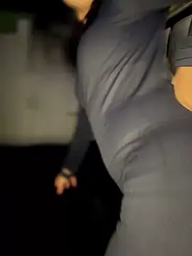 Laura-Khalifa online show from 04.22.26