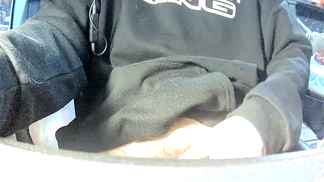 Snapshot of ZaddyKingJohn chatting on 03.14.25 ZaddyKingJohn online show from 03.14.25