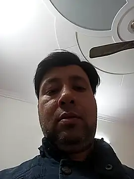 Snapshot of innocentboy1987 chatting on 02.18.25 innocentboy1987 online show from 02.18.25