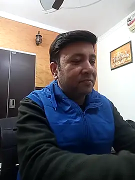 innocentboy1987 online show from 02.17.26