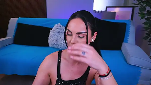 Dolce Tentacion online show from 03.05.25