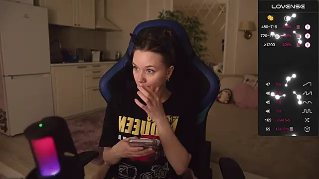 alexa feels  online show from 10.04.25