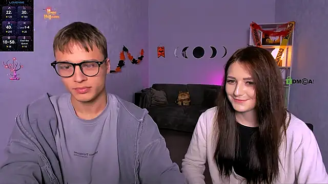 Snapshot of catherine_kitty chatting on 10.23.25 catherine kitty online show from 10.23.25