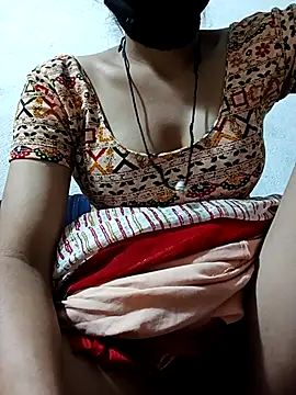 Snapshot of Barkha_Beri chatting on 10.26.25 Barkha Beri online show from 10.26.25