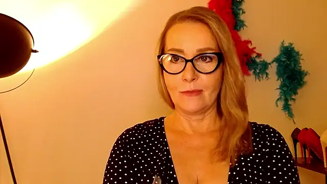 leaxSTAR online show from 03.20.25