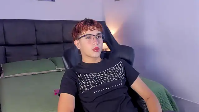 Aiiden 15 online show from 09.16.25