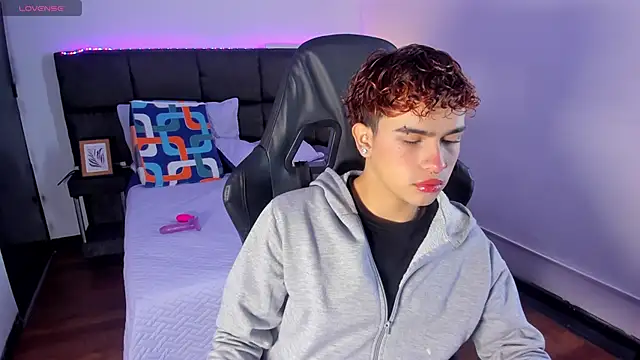 Aiiden 15 online show from 12.03.25