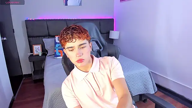 Aiiden 15 online show from 12.15.25