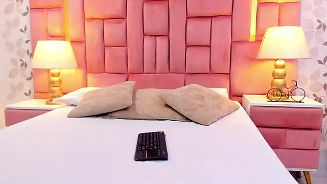 ArianaFranco online show from 04.13.26