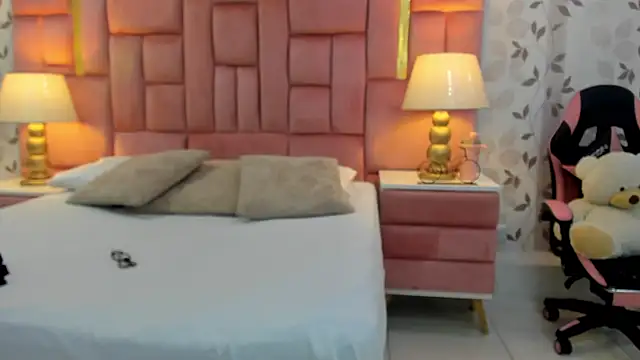 ArianaFranco online show from 04.15.26