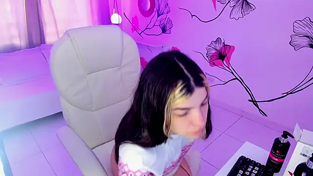 Isabela Fiorelli online show from 11.14.25