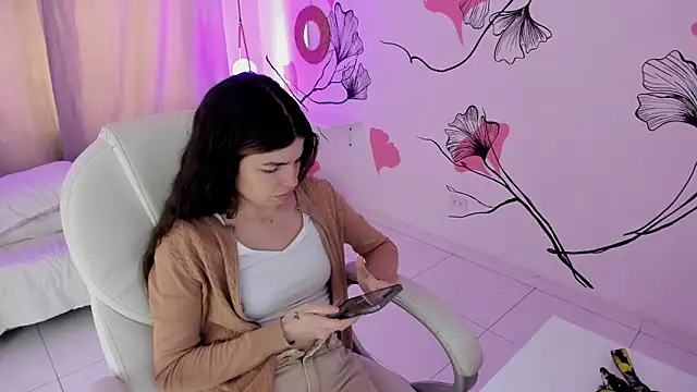 Isabela Fiorelli online show from 04.17.26