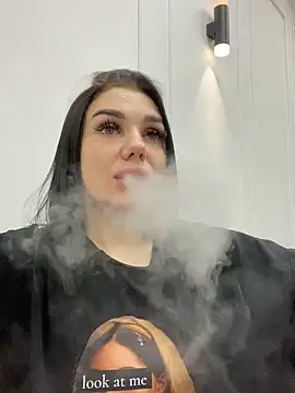 MaeveMoon online show from 11.22.25