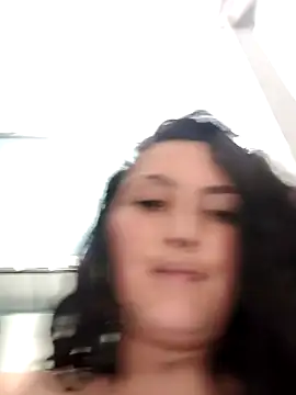 dulce valeriaa online show from 02.17.25