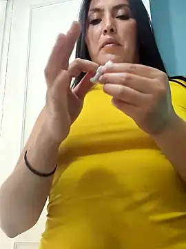 dulce valeriaa online show from 02.20.25