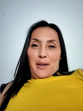 dulce valeriaa online show from 02.21.25