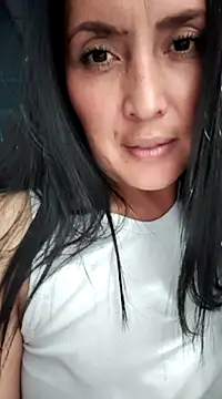 dulce valeriaa online show from 02.22.25