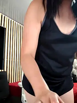 dulce valeriaa online show from 02.23.25