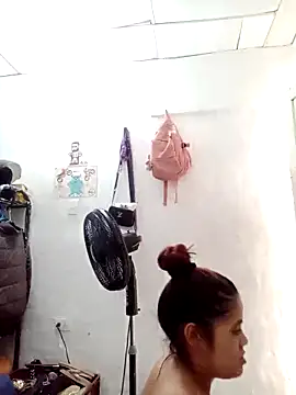 EsperanzaAndJey online show from 09.11.25