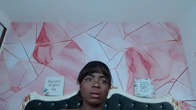 Snapshot of LindaBird chatting on 10.31.25 LindaBird online show from 10.31.25