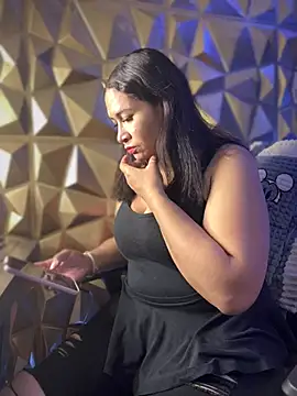 Carola-Ross online show from 02.08.25