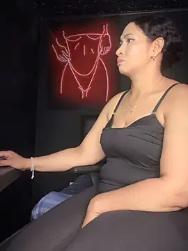 Carola-Ross online show from 02.25.25