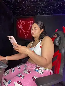 Carola-Ross online show from 03.08.25